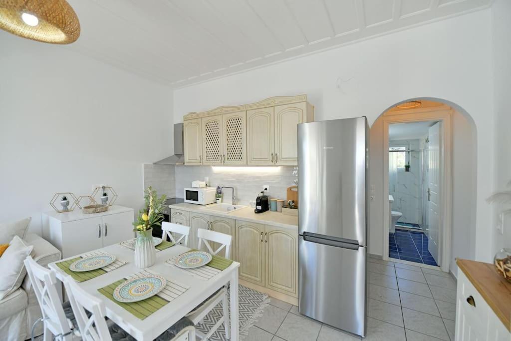 Olivo II Luxury Apartment Hydra  Exterior photo